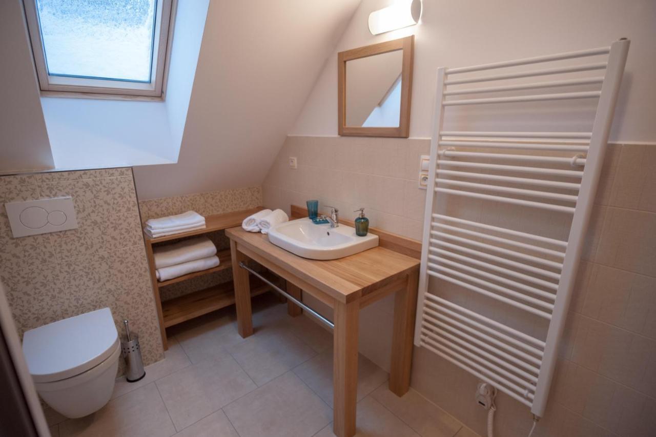 Roubenka Bila Apartment ภายนอก รูปภาพ