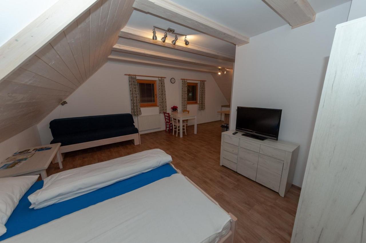 Roubenka Bila Apartment ภายนอก รูปภาพ